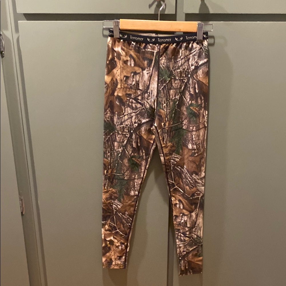 Camo Print Leggings youth large